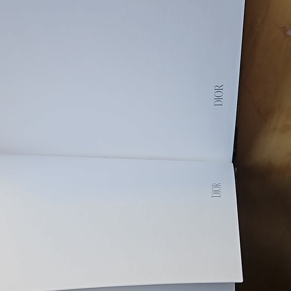 DIOR AROUND THE WORLD SET - Picture 9 of 15